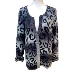 Chico’s animal print gray/black chunkyknit cardigan single button sweater large